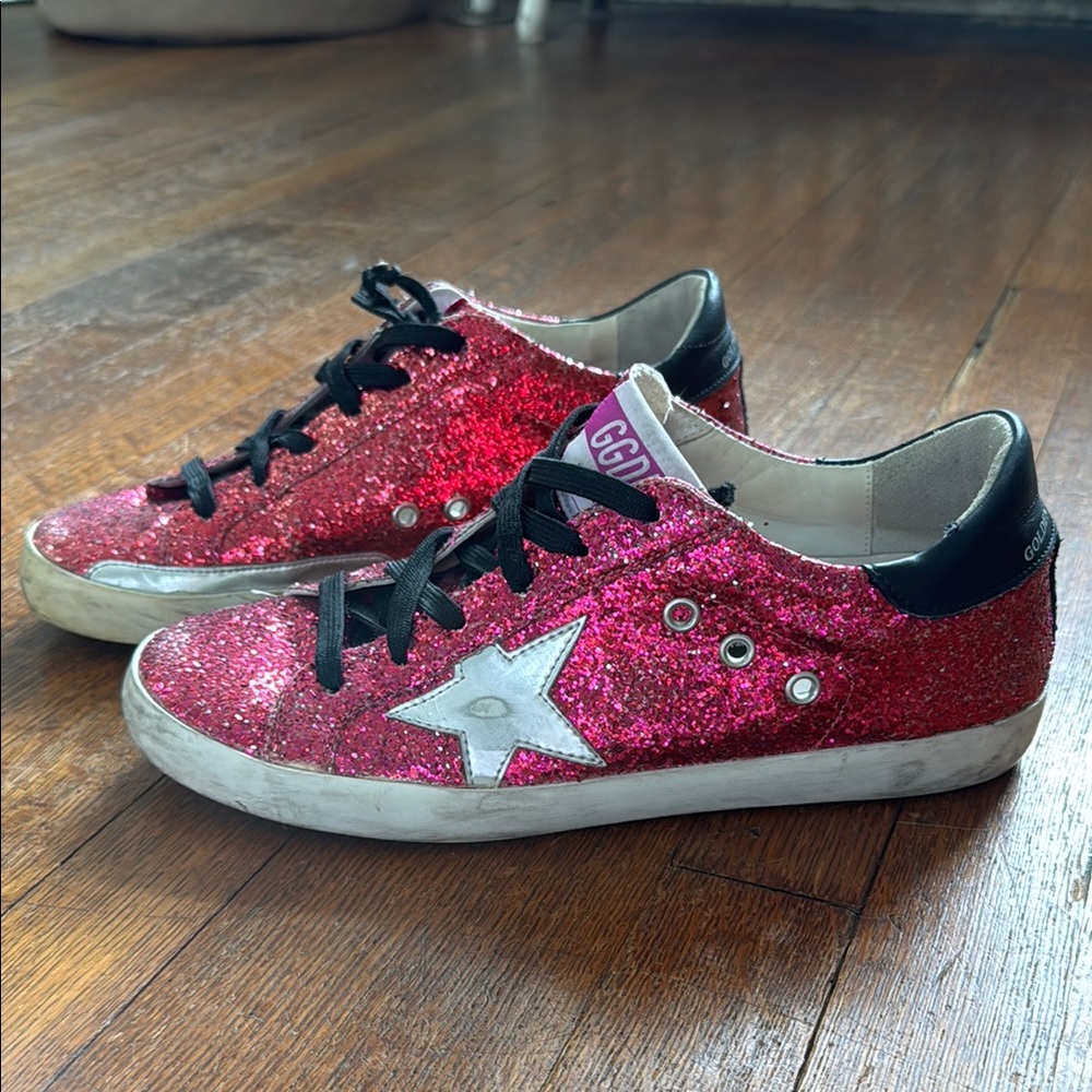 Low Top Golden Goose hot pink glitter sneakers ✨ 💖 size 39